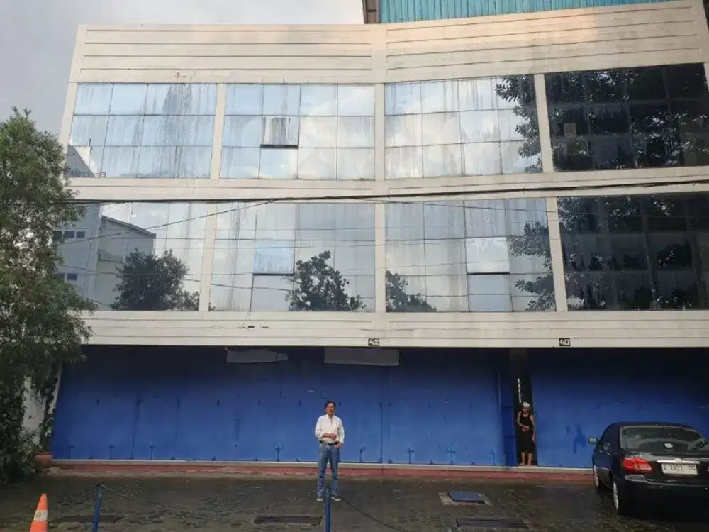 GEDUNG BAGUS SIAP HUNI COCOK UNTUK KANTOR, BIMBEL, LOKASI DKT BRAGA, BIP, UNISBA, DI RIAU, PAJAJARAN, BANDUNG TENGAH