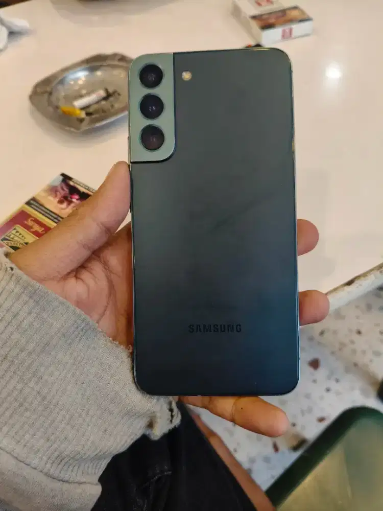 Samsung galaxy s22+ 5G ram 8/256