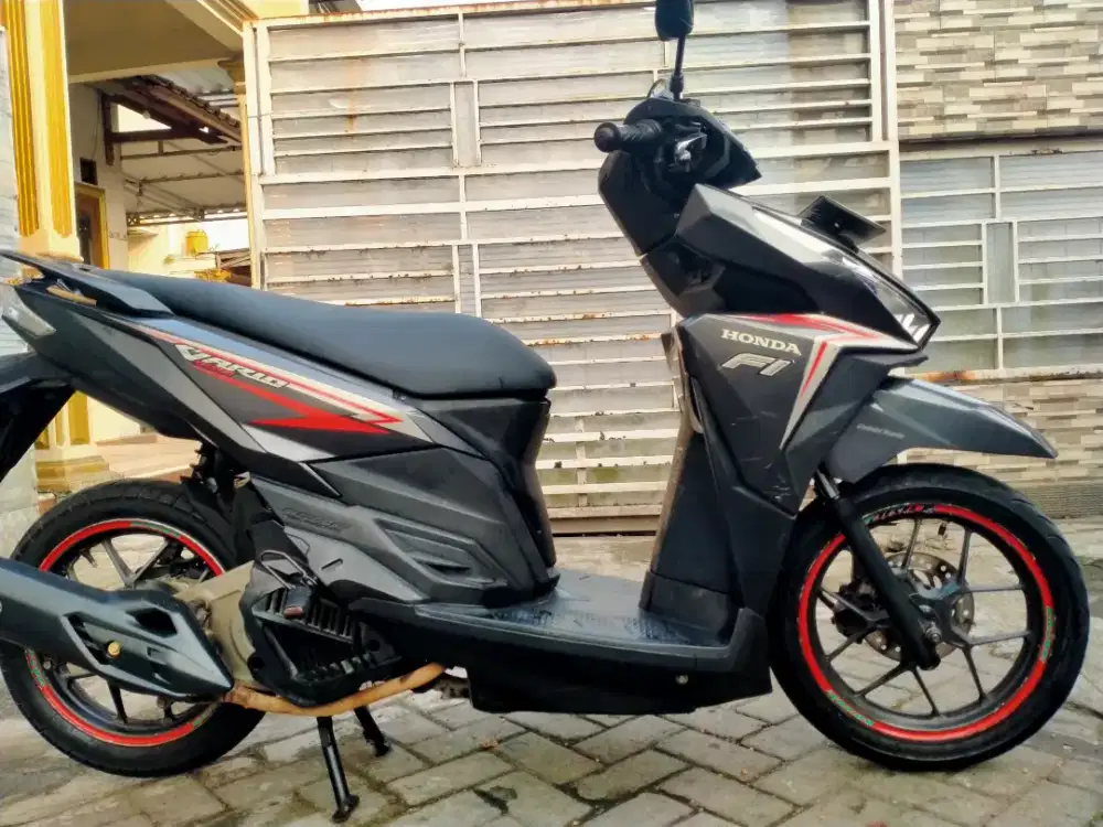 Honda Vario LED lengkap motor sehat keterangan detail dibawah