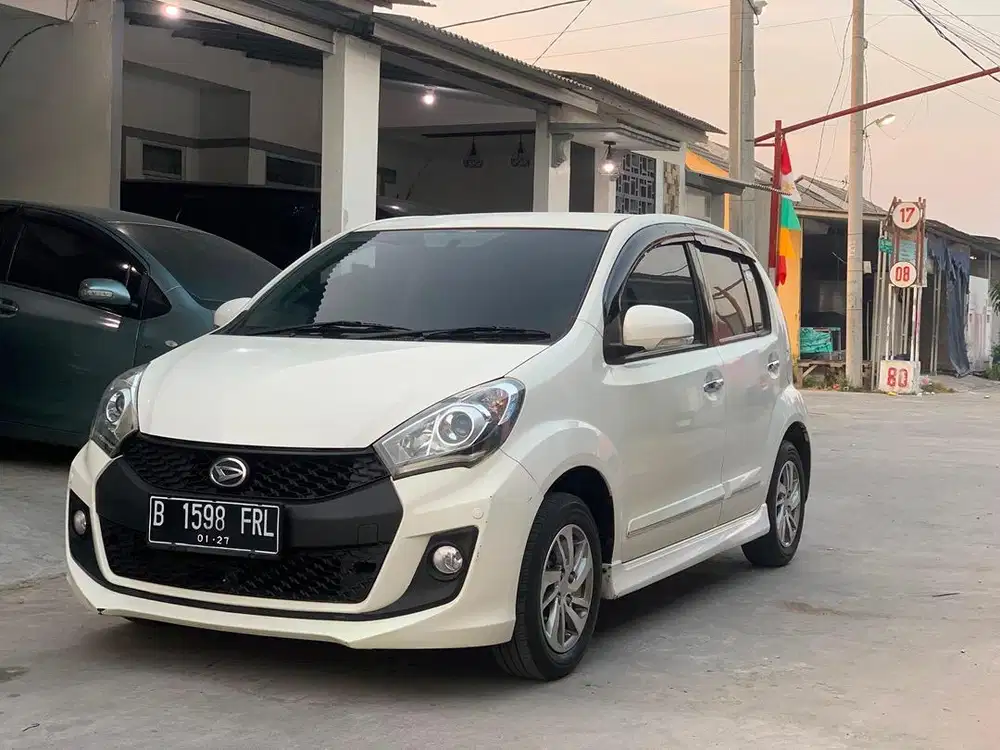 daihatsu sirion