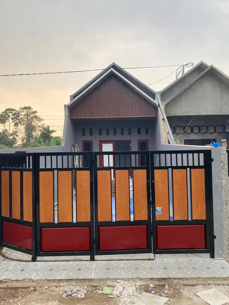 DI JUAL RUMAH BARU SIAP HUNI!! 50/81 SELATAN JAKARTA