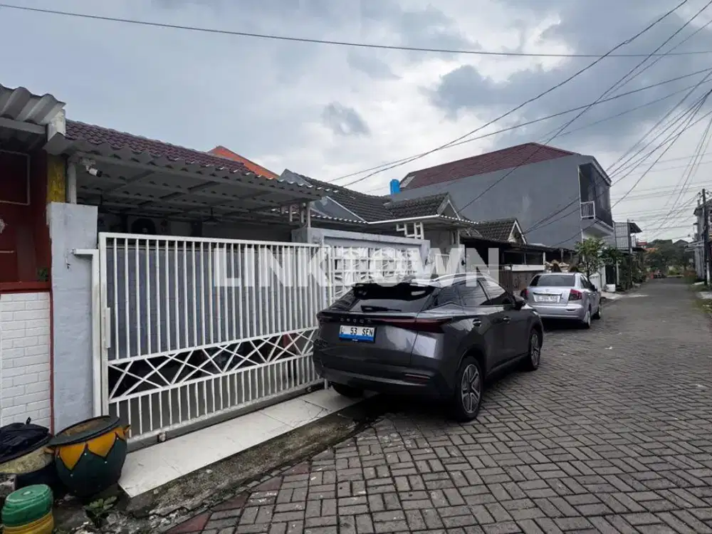 Nego Sampai Deal Rumah Semifurnish Surabaya Barat di Pondok Maritim