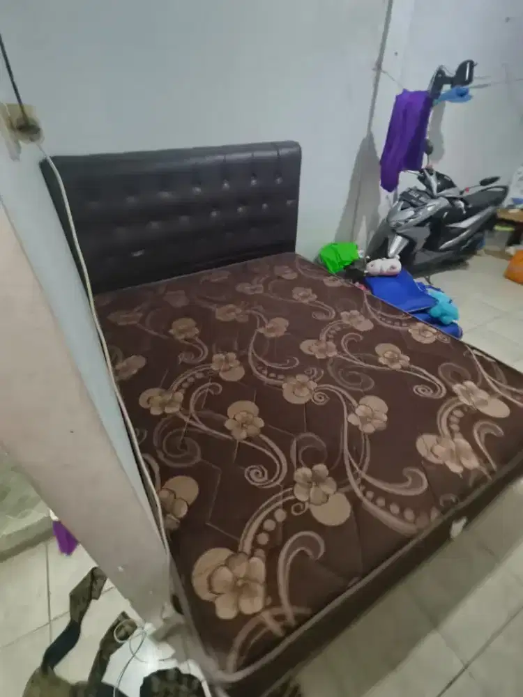 Dijual kasur ukuran 180x200