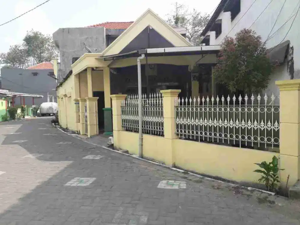 Dijual rumah karah