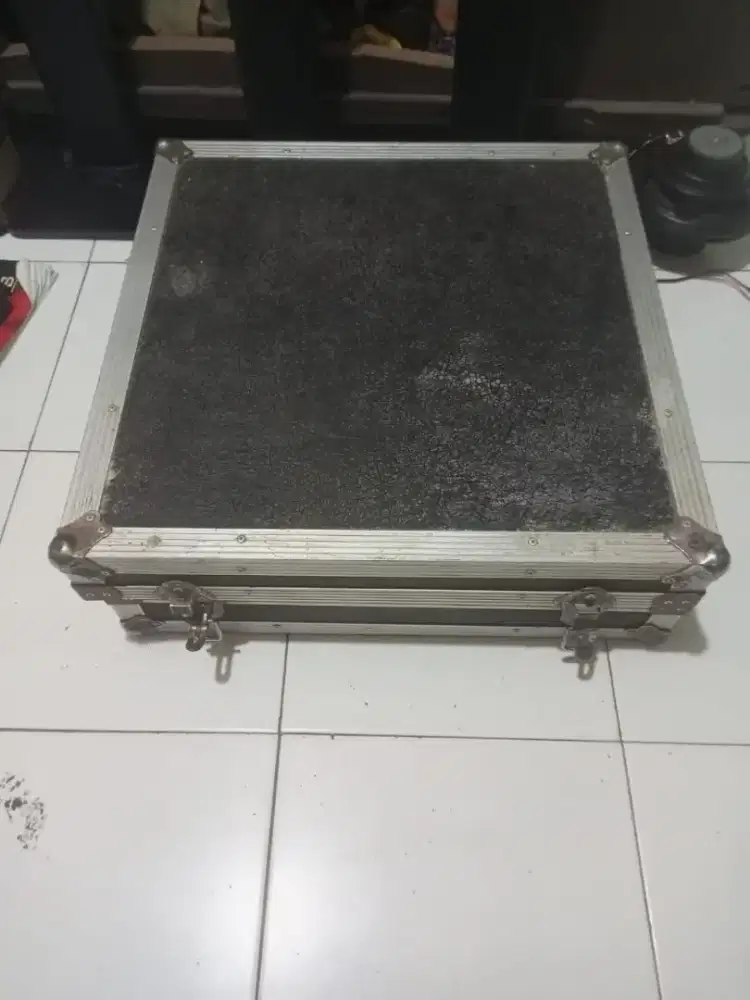 Box hardcase 50x50
