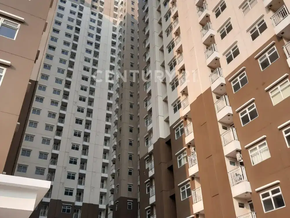 Pluit Sea View Apartment 2BR Low Floor Pool And Sea View