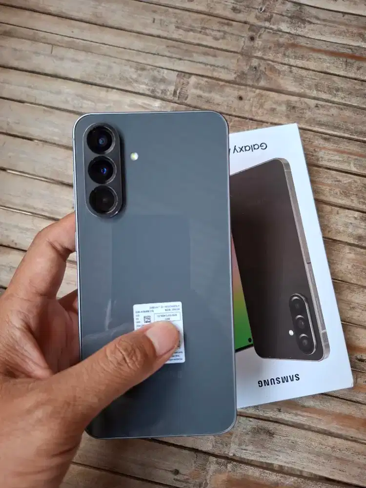 Samsung A56 8/256 like new