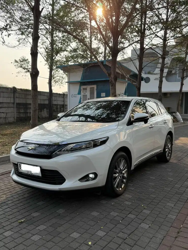 Toyota Harrier XU 60 2015 Bensin