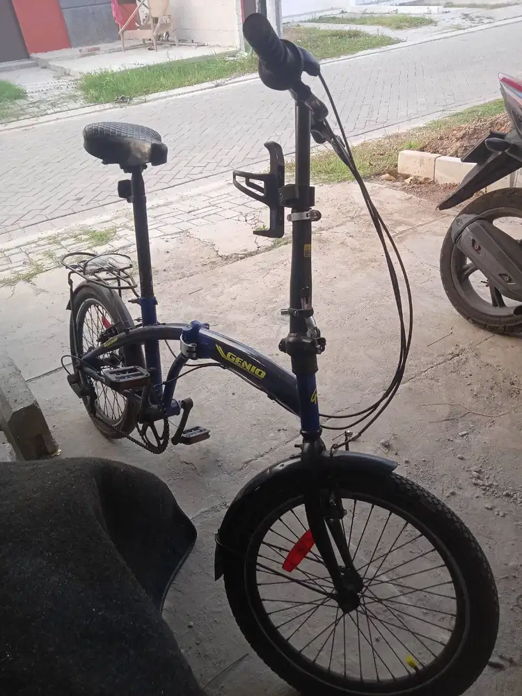 Sepeda lipat Genio 20 inch