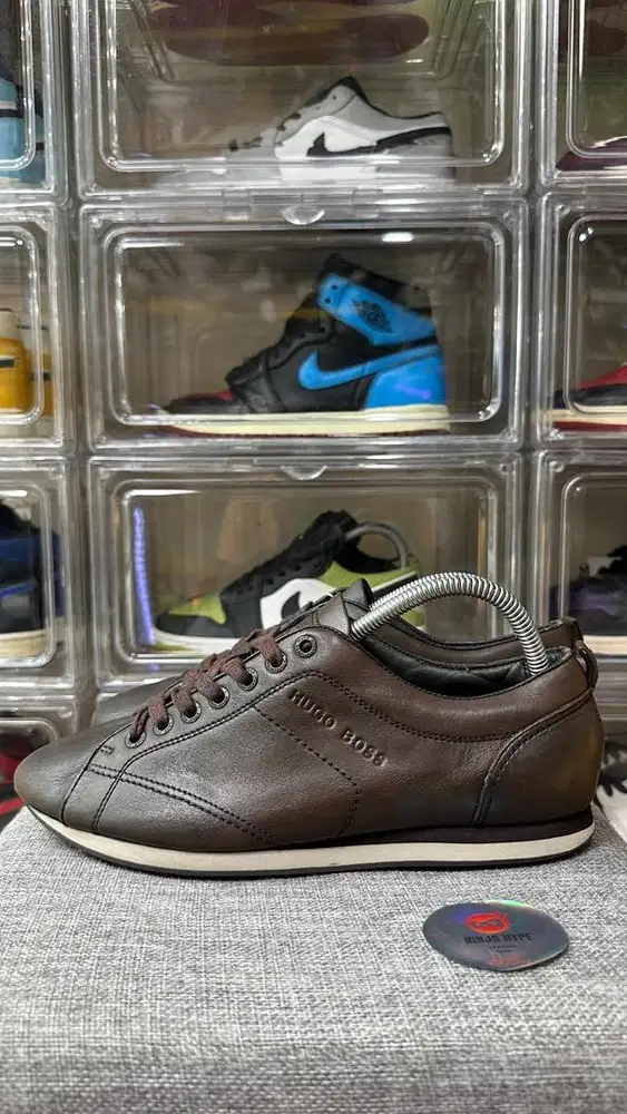 TENNIS HUGO BOSS MARROM