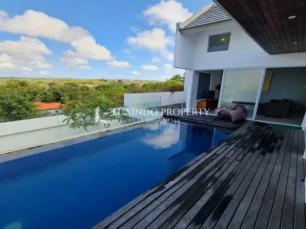 DIJUAL VILLA DENGAN 3 KAMAR TIDUR DI UNGASAN