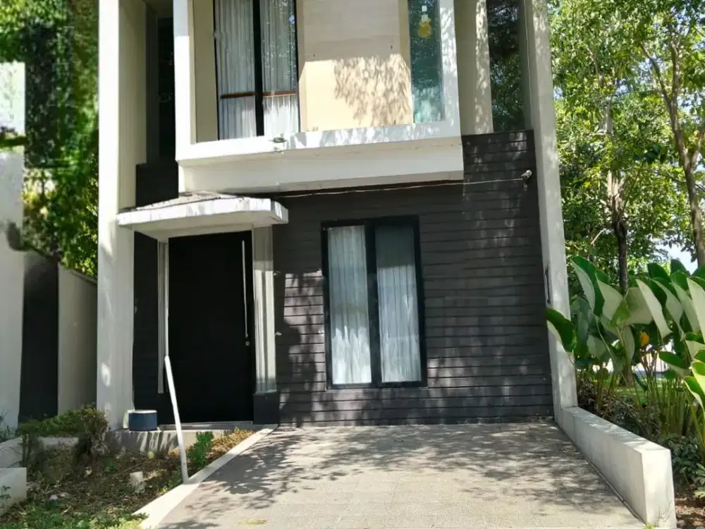Semi Furnish Rumah Citraland North West Lake Samping Taman