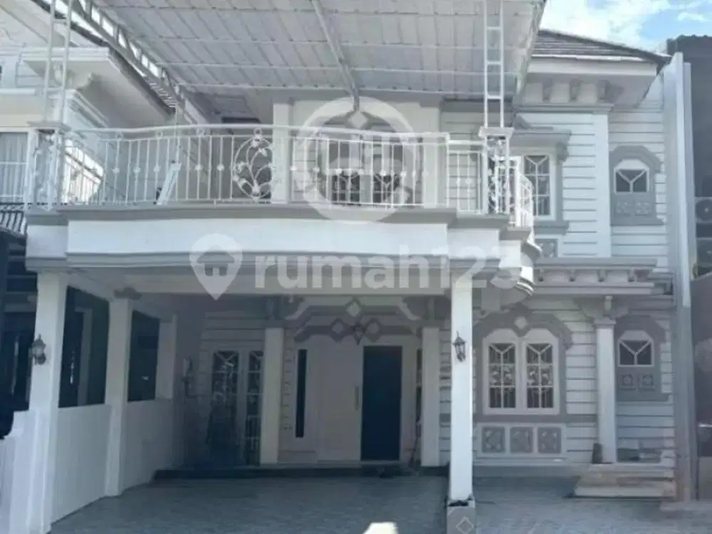 Rumah Full Renovasi di Kota Wisata, Cibubur.