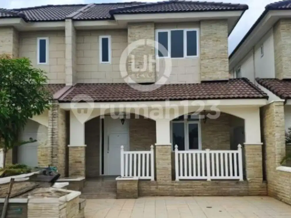 Rumah Cantik, Nyaman Siap Huni di Sakura Regency, Bekasi.