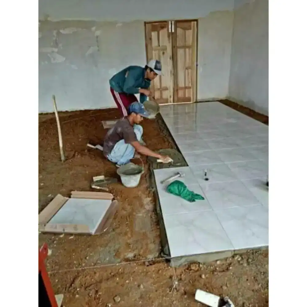 Jasa tukang bangunan dan renovasi pasang Plapon keramik granit cat