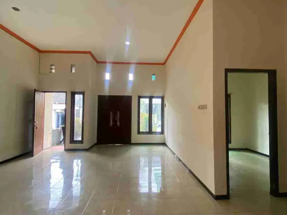 Owner Butuh Laku Cepat Rumah Sulfat Dekat RS Puri Bunda Kota Malang