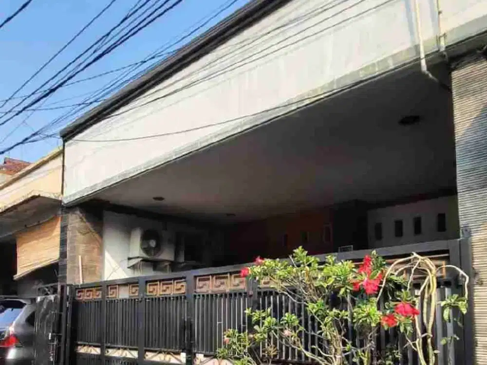 Dijual Cepat Rumah Secondary Masih Kokoh dan Terawat Lokasi di Pusat Kota Bekasi
