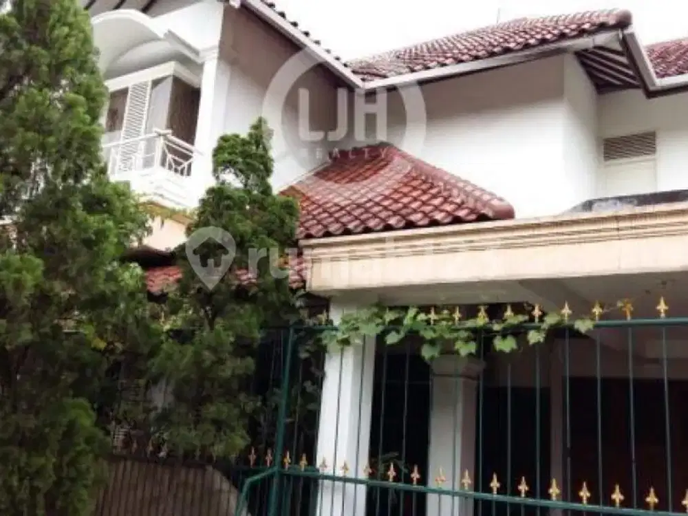 Rumah Siap Huni di Komplek Puri Hapsara, Bogor, Jawa Barat.