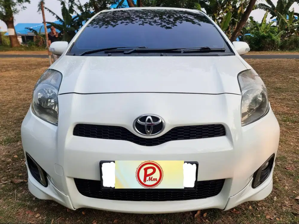 YARIS S MATIC LIMITED 2013 2012 KM LOW JARANG PAKE FULL ORISINIL MULUS