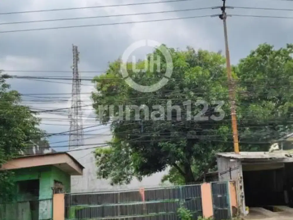 Tanah Luas di Jalan Raya Narogong.