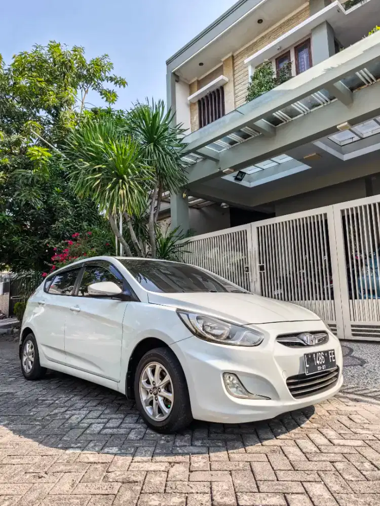 hyundai grand avega 2012