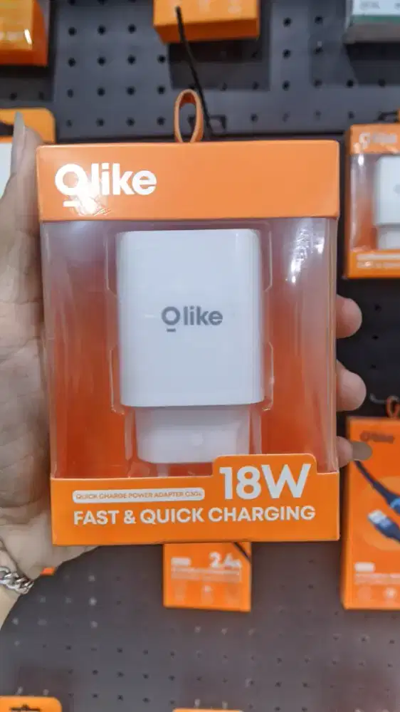 ADAPTOR OLIKE C304 18W