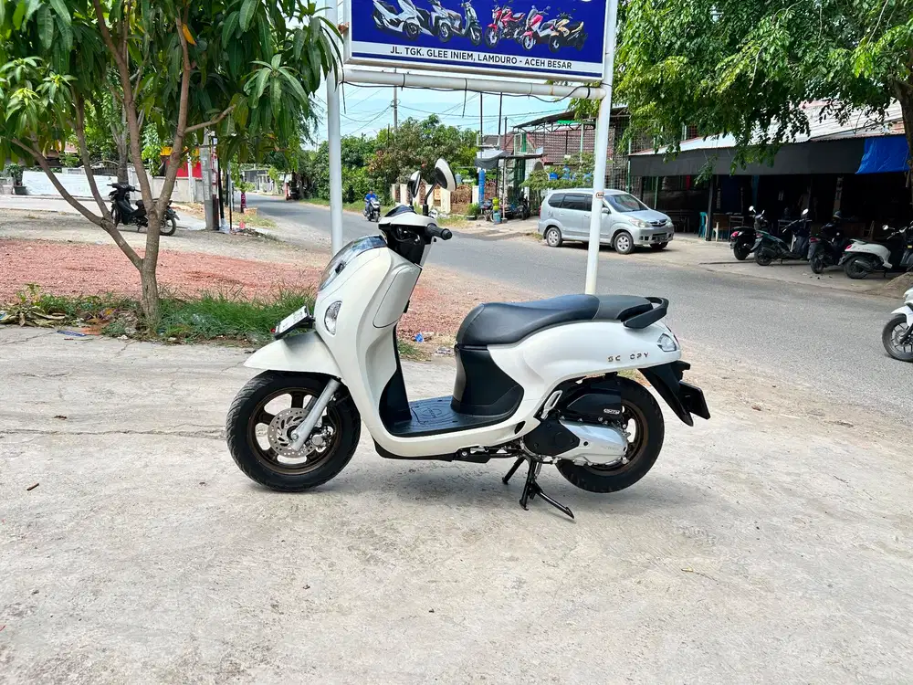 Di jual honda scoopy tahun 2025