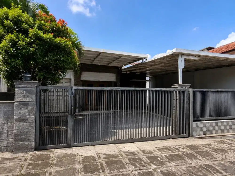 Rumah Hook Nyaman Siap Huni di Komplek Cibiru Indah Cileunyi
