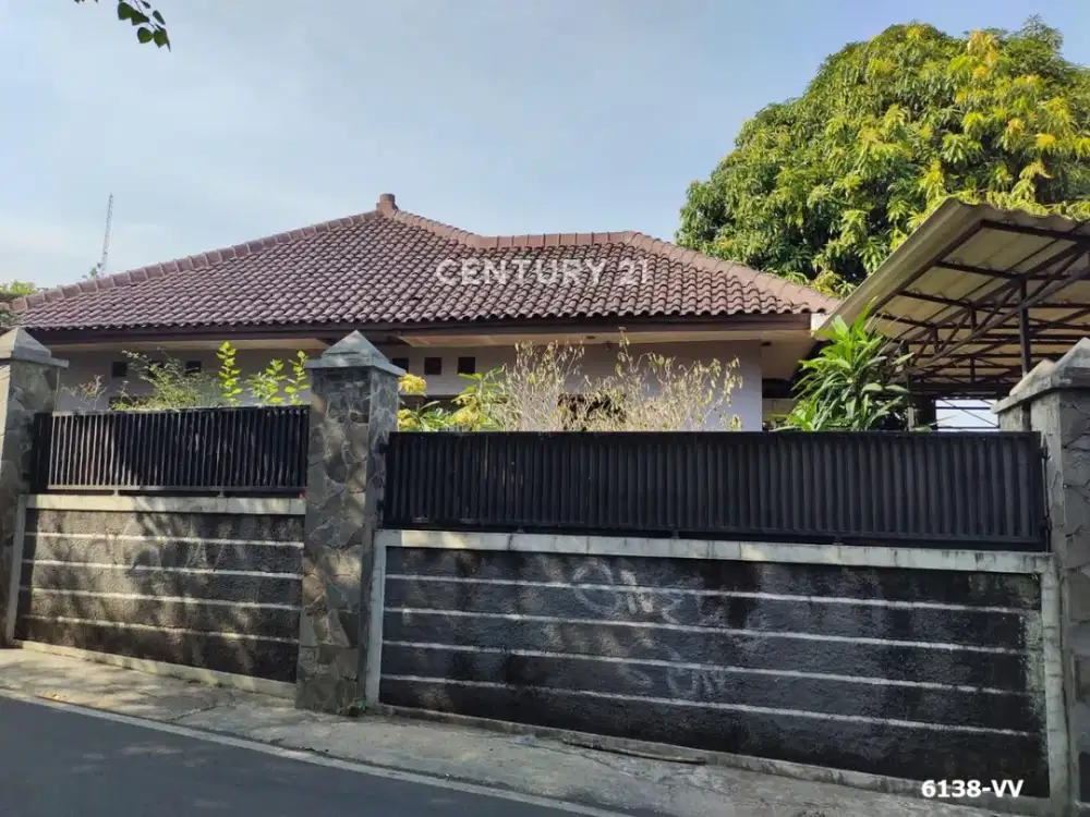 Rumah Luas dan  Harga menarik nempel Vila Dago Pamulang