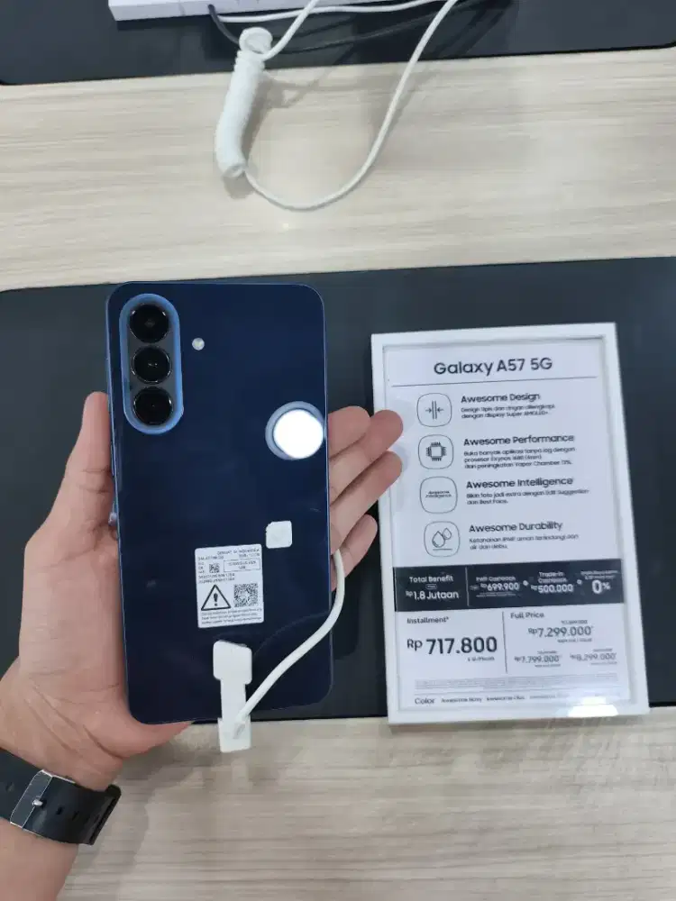 Silahkan hp Samsung Galaxy A57 5G RAM 8/128GB Bisa Pakai HomeCredit