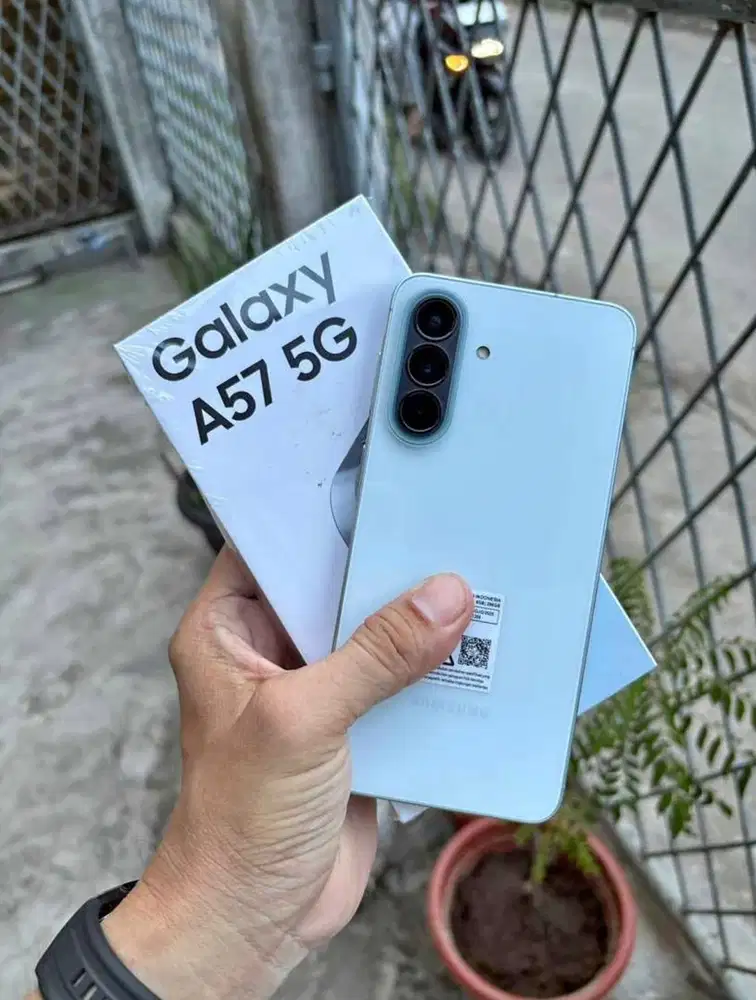 Samsung A57 8/128