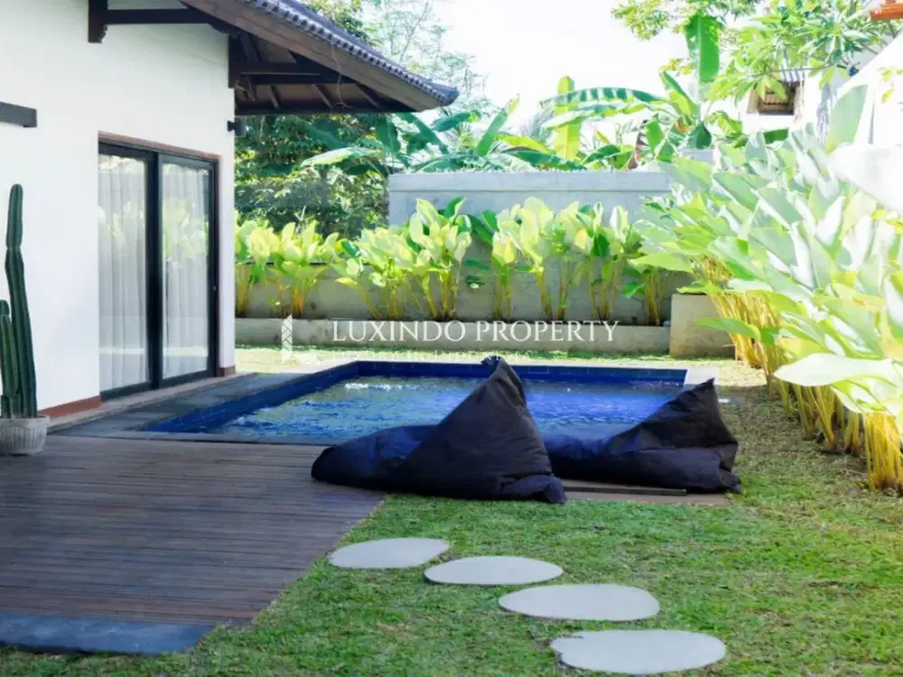 DISEWAKAN TAHUNAN VILLA DENGAN 2 KAMAR TIDUR DI UMALAS
