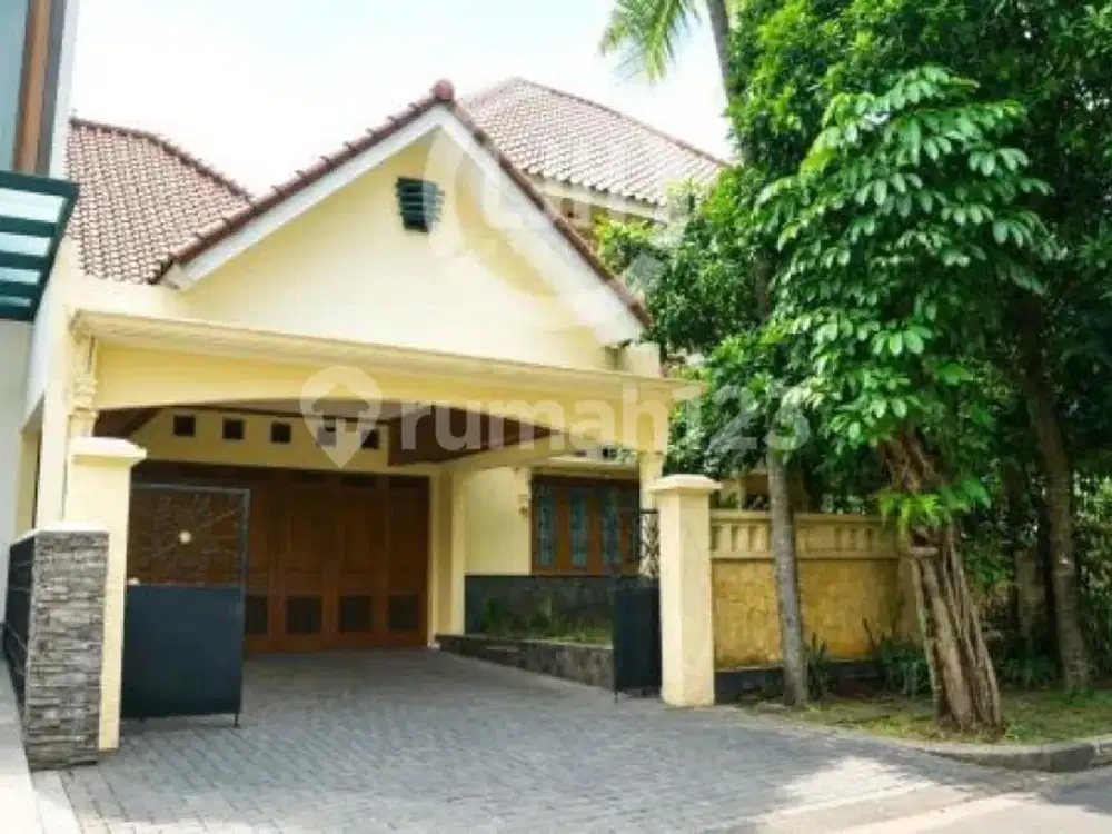 Rumah Luas Siap Huni di Pesona Khayangan, Depok.