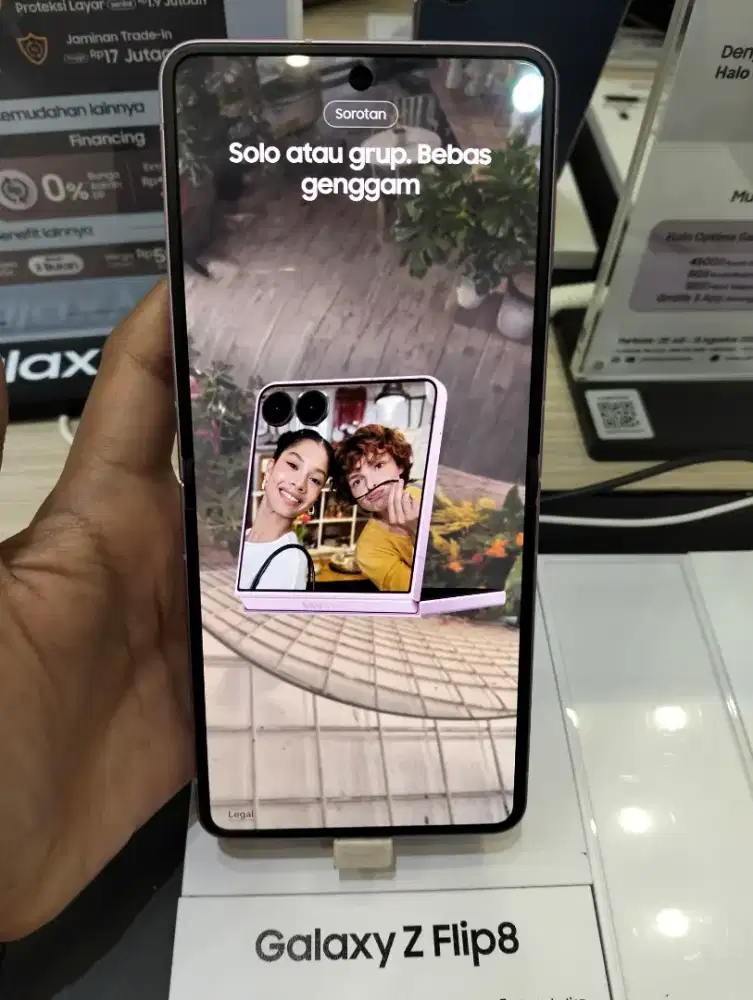 Samsung Galaxy Z Flip8