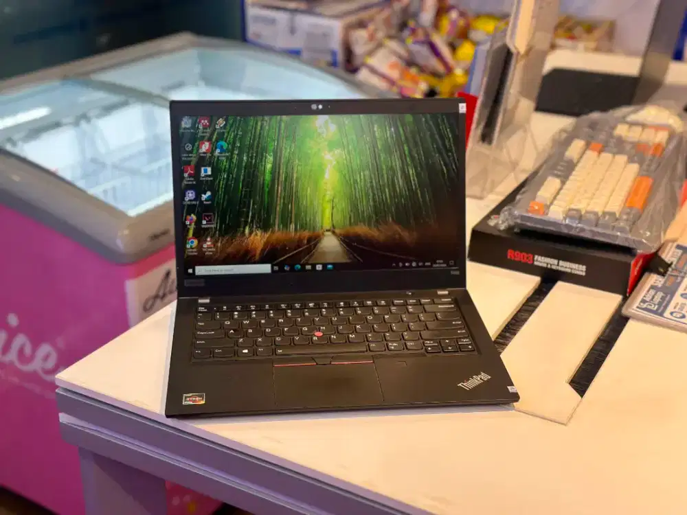 Thinkpad T495 Ryzen 5 pro 3500u Ram 8gb SSD 256gb Touchscreen