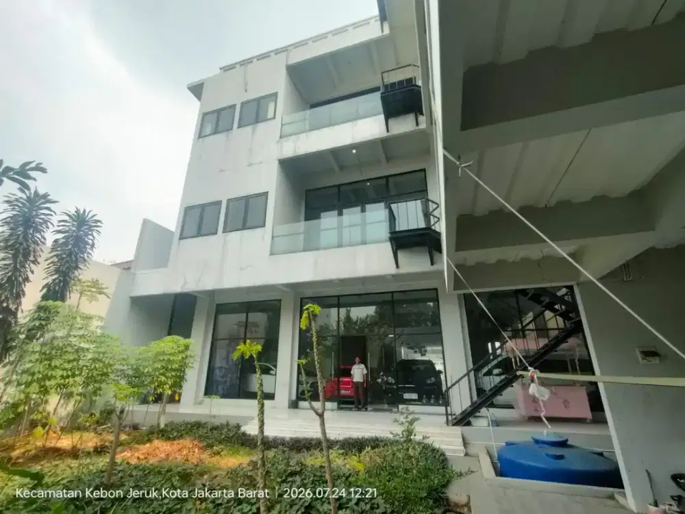 Gedung Strategis Kebon Jeruk Jakarta Barat | LT 1.585 m² | LB 3.000 m² | SHM