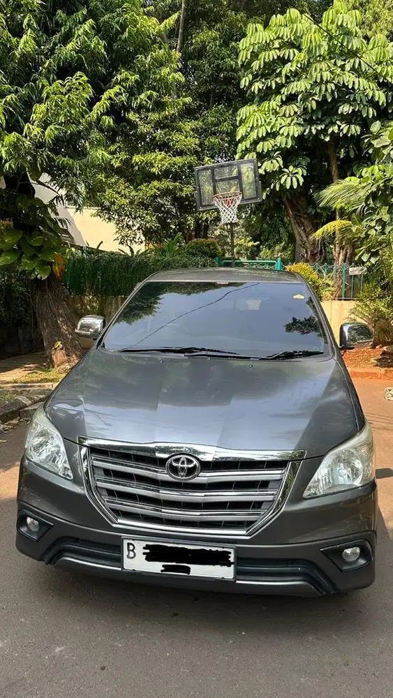Innova 2.4 G Diesel/AT