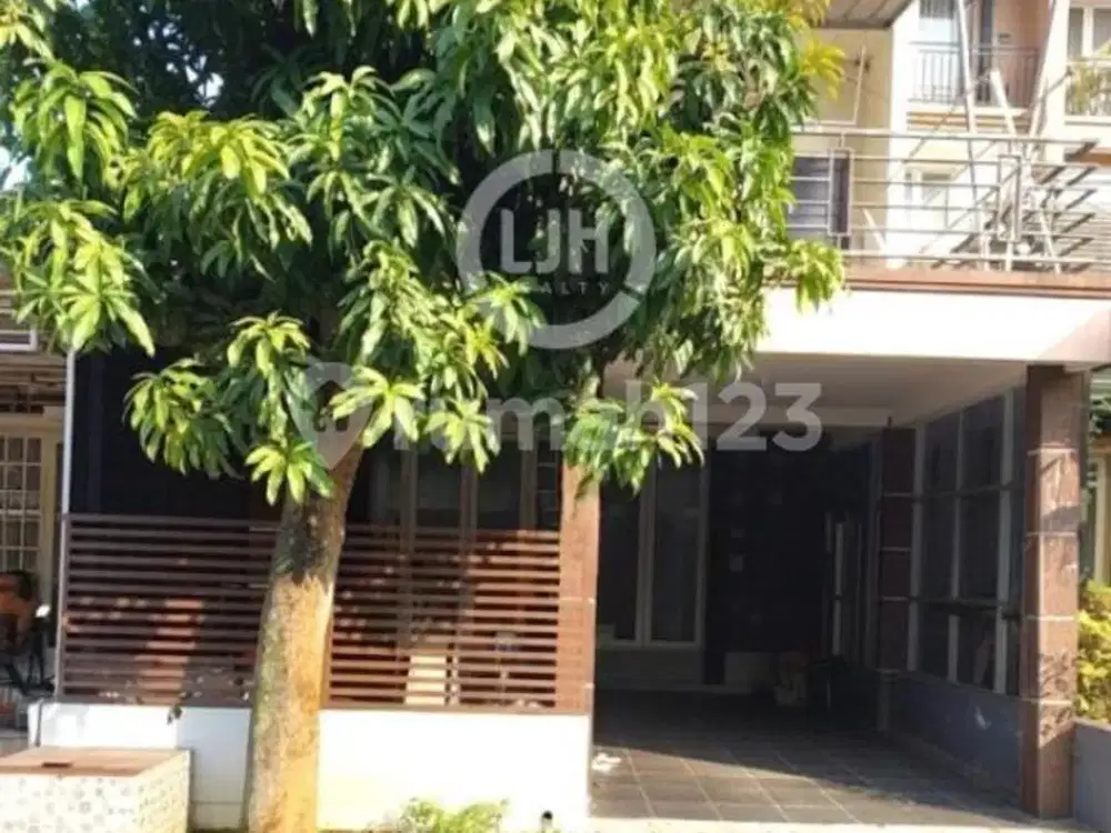Rumah Cantik Siap Huni di Cibubur, Bogor.
