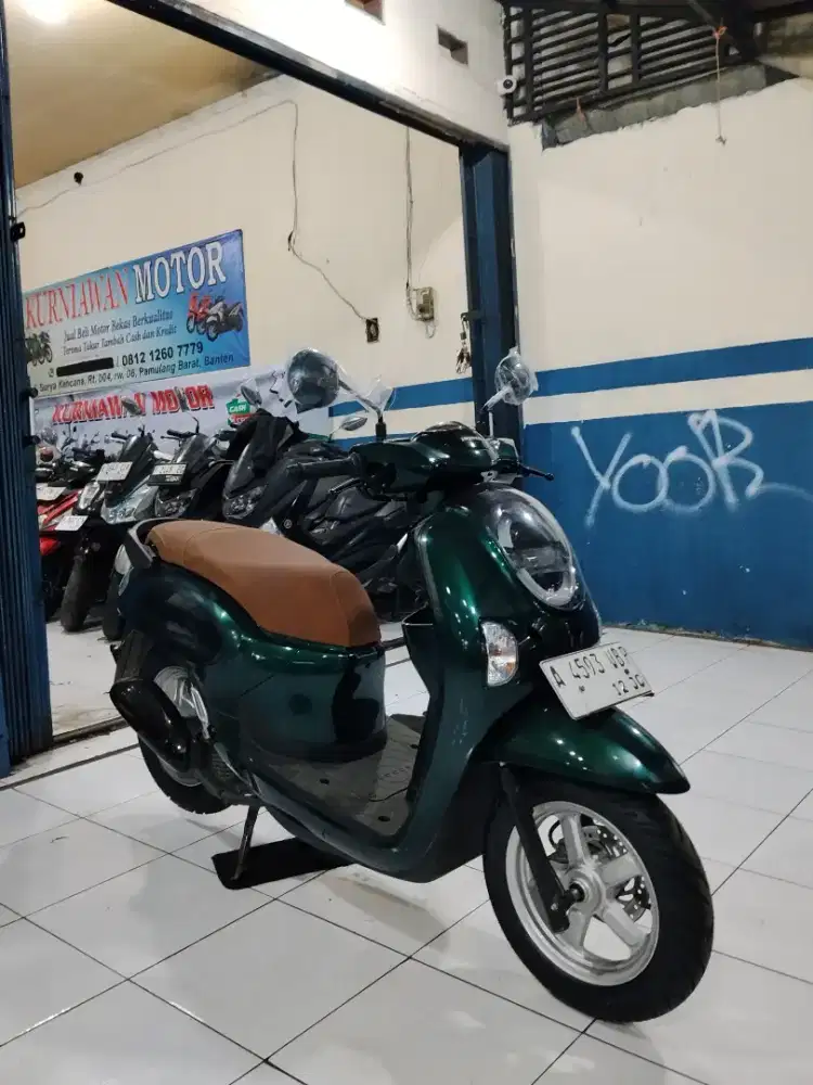 forsale honda scoopy new 2025 km low 1rb!!