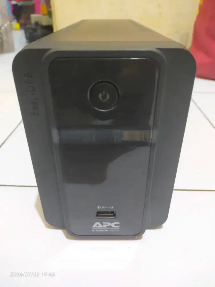 UPS APC 700 VA siap pakai