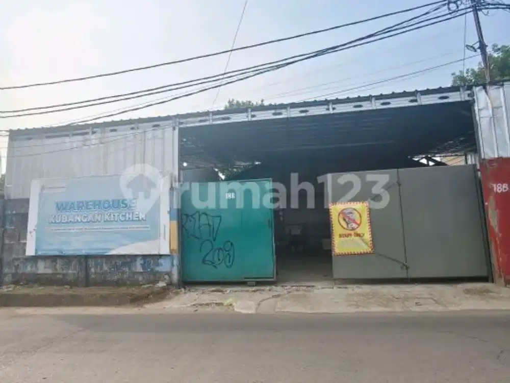 Gudangdekat Tol Cibubu ,Pinggir Jalan,Bebas Banjir