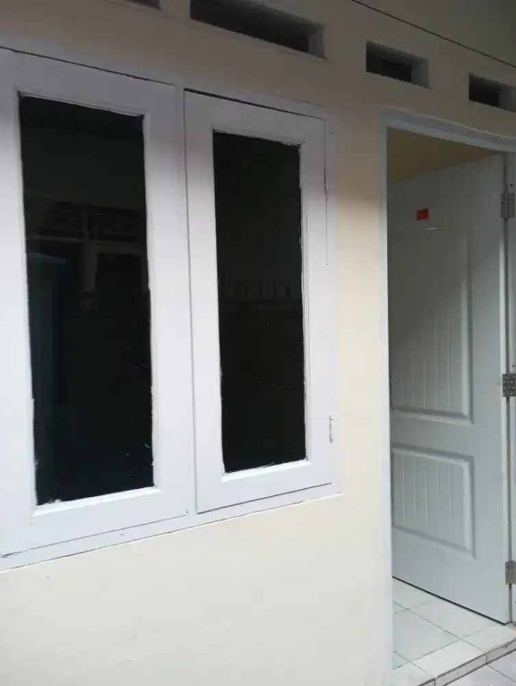 Dijual rumah siap huni lokasi strategis