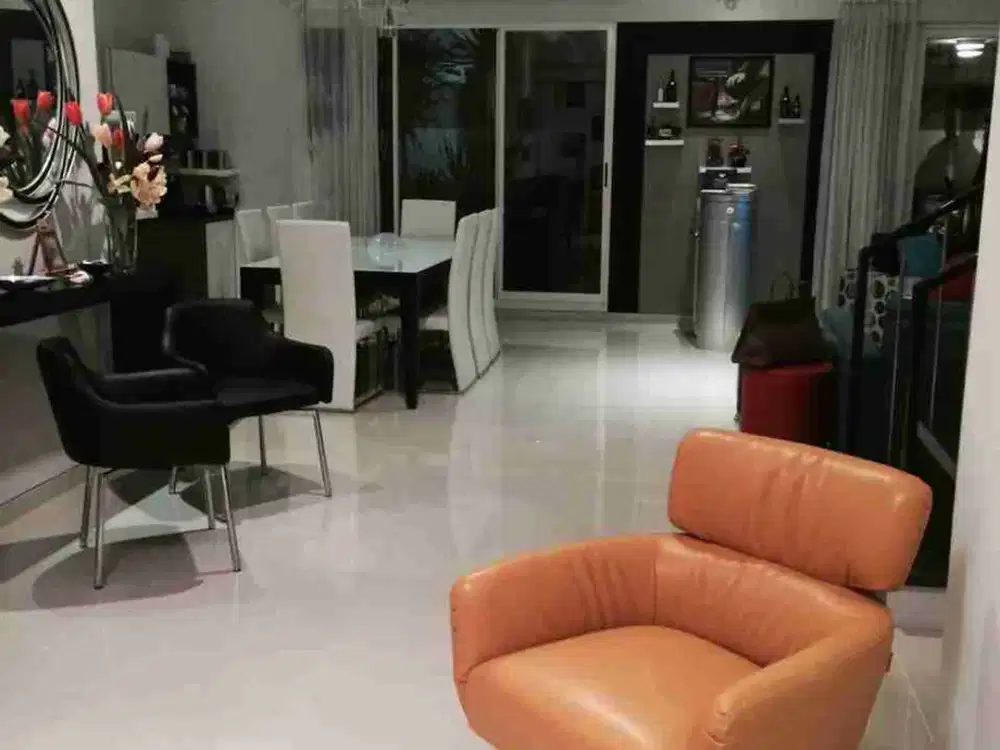 Termurah Dijual Rumah Cluster Raffles Garden, Citraland, Surabaya