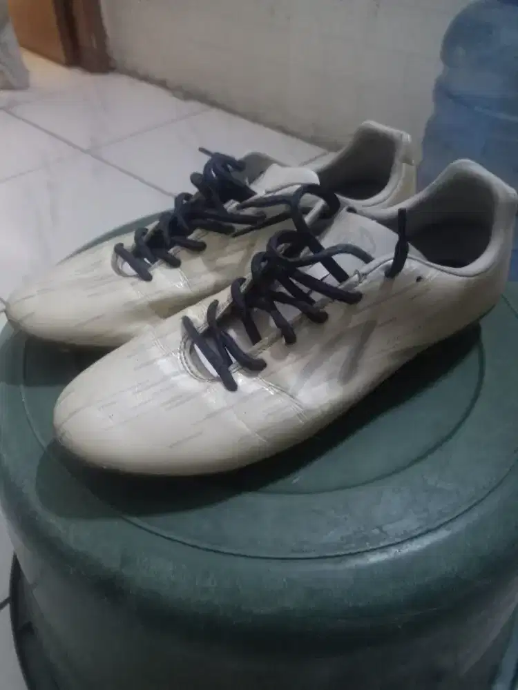 sepatu bola specs ls rebond fg sz43