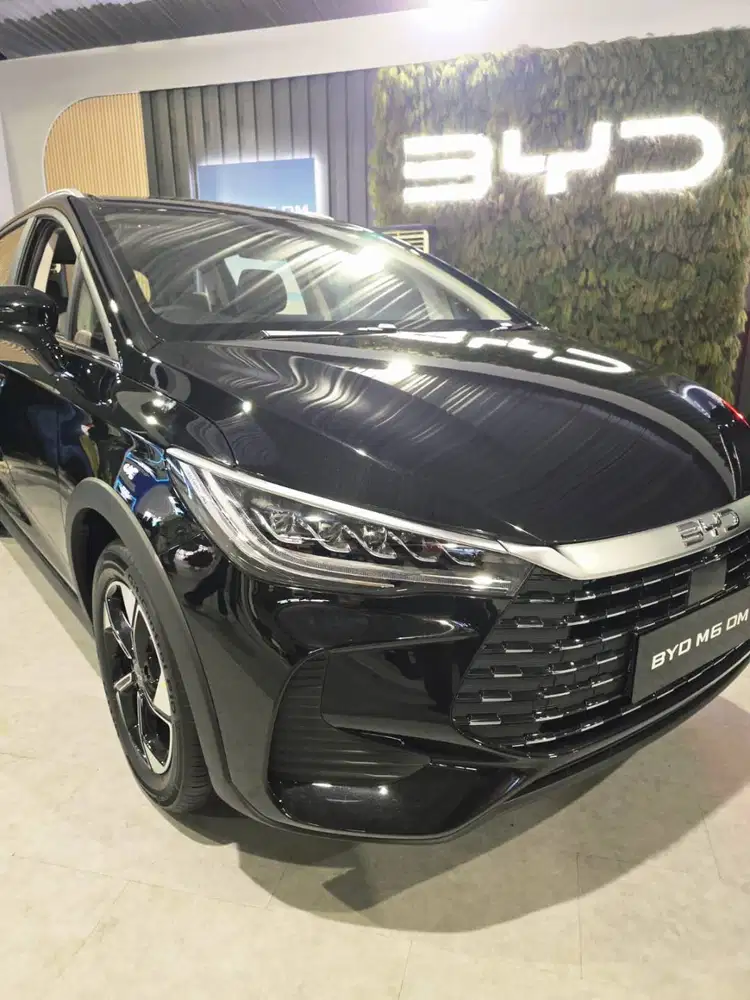 Promo Baru BYD M6 DM Classic Dynamic 2026 - MPV Hybrid 7 Seater DP Mur