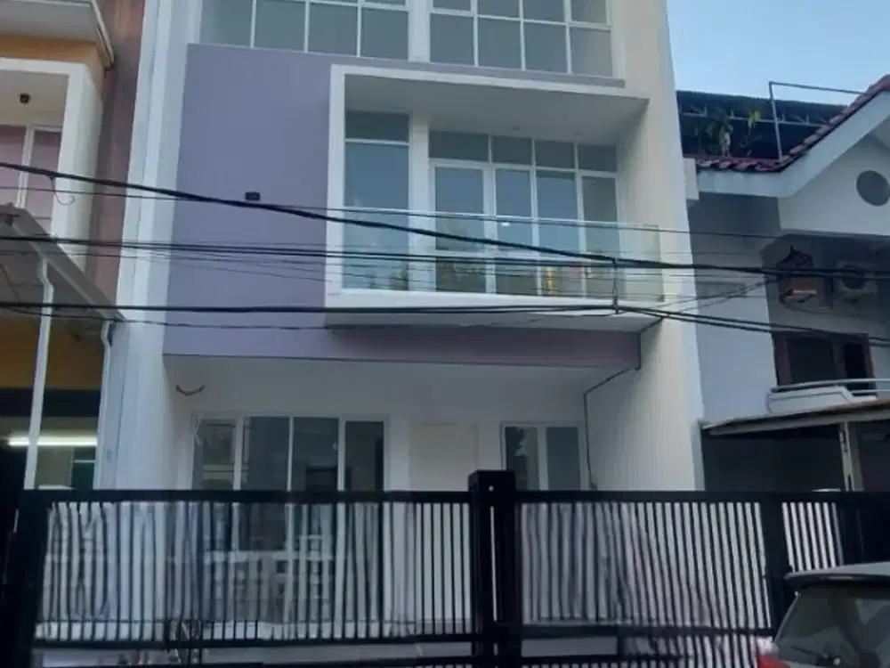 Dijual Rumah Baru 3 Lantai Bagus di Kelapa Gading Jakarta Utara