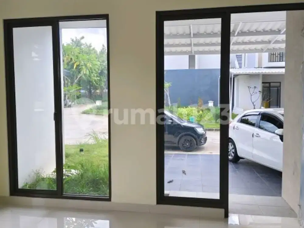 Siap Huni, 2 Lantai, Dekat Pusat Perbelanjaan, Dekat Akses Tol,