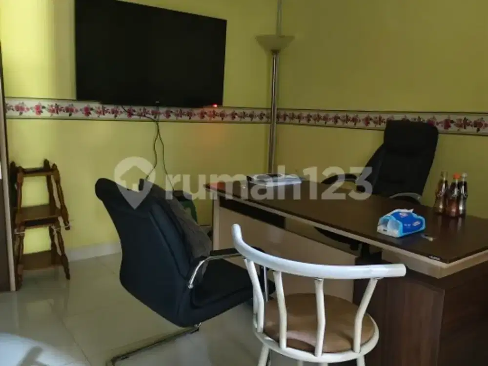 Rumahsemi Furnishefaman,Nyaman,Bebasbanjir