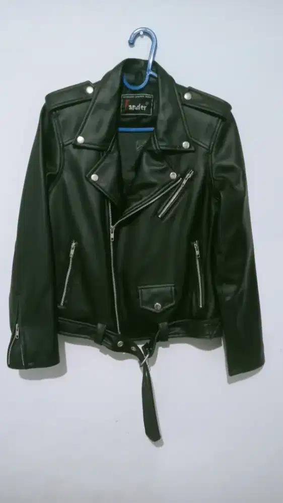Jaket kulit size s