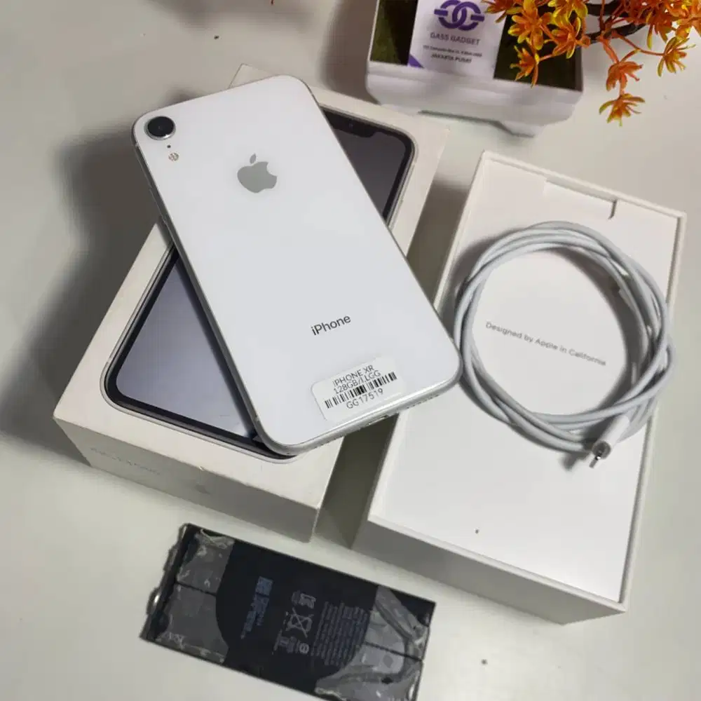 iPhone Xr 128GB – White GG17519